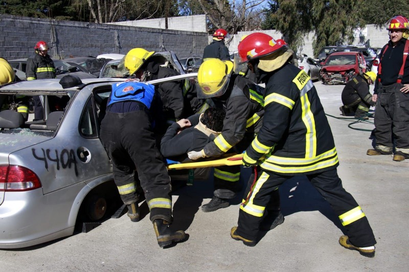 Bomberos participaron de exitosa jornada de Rescate Vehicular